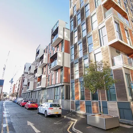 ​ Fantastic 1 Bedroom 5 Mins Walk From Centre * מנצ'סטר