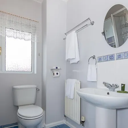 Lovely House In Апартаменты
