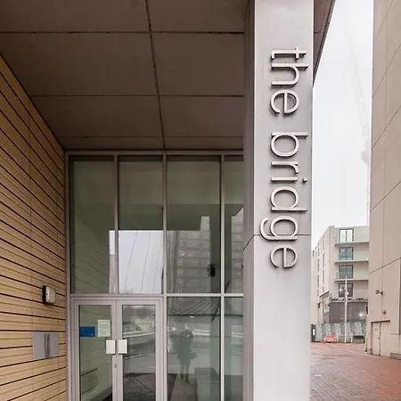 Lägenhet Modern 2br Flat In Manchester