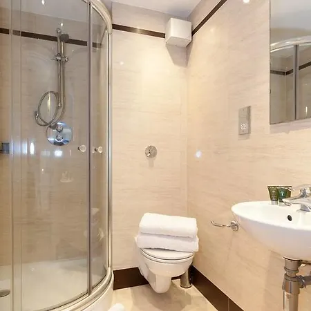 Lägenhet Modern 2br Flat In Manchester