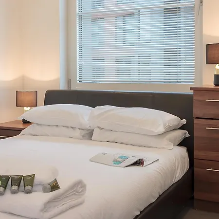 Canal Side 1 Bed *