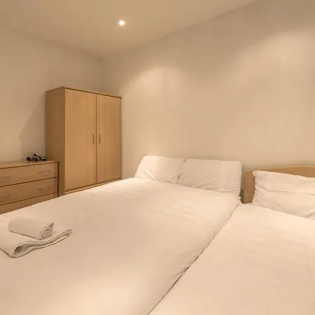 Manchester University Apartment *