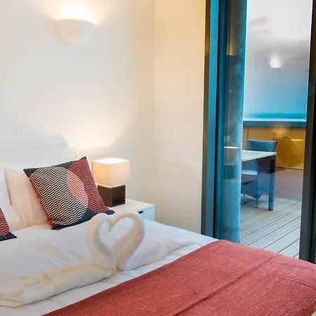 David Hannah Serviced Accommodation- Luxury Apartment
