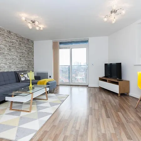 Amazing 2 Bed * מנצ'סטר