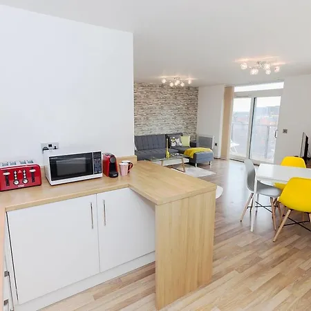 דירה Amazing 2 Bed *
