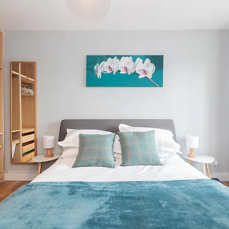 Apartment City Centre Waterside 3 Bedroom With Parking Manchester