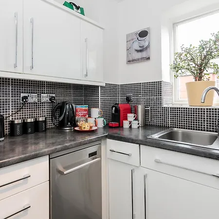 City Centre Waterside 3 Bedroom With Parking Apartment Manchester