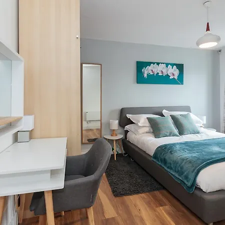 Apartment City Centre Waterside 3 Bedroom With Parking Manchester