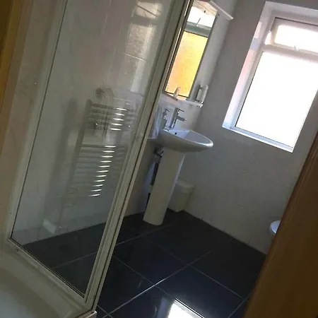 Park Crescent Bed & Breakfast Manchester