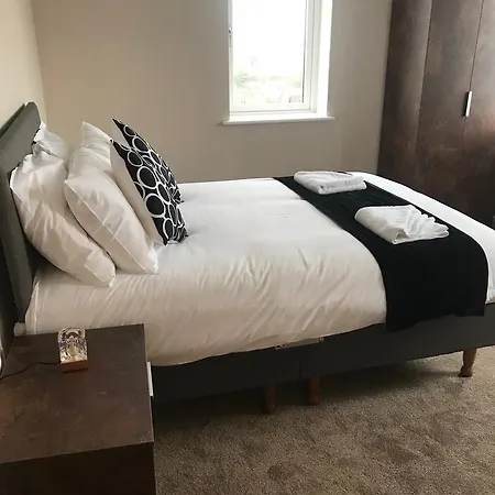 Approved Serviced Park Rise Manchester