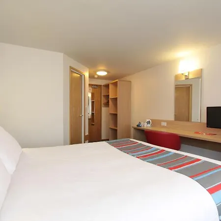 Travelodge Sportcity 3* Манчестер