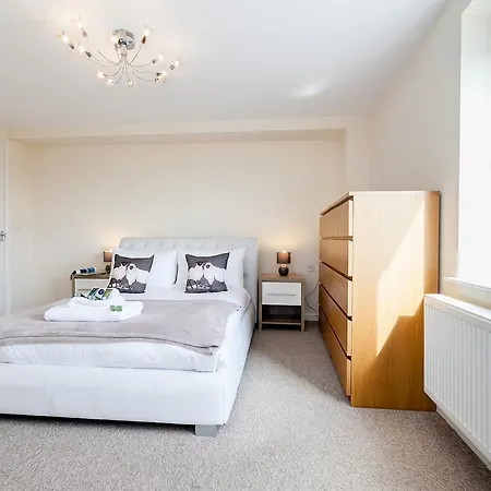 Cute 2br Close To The City Centre