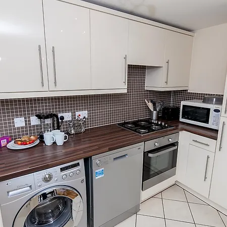 Апартаменты Cute 2br Close To The City Centre