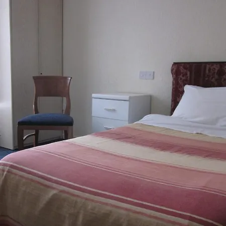 Hotel The Rams 2*