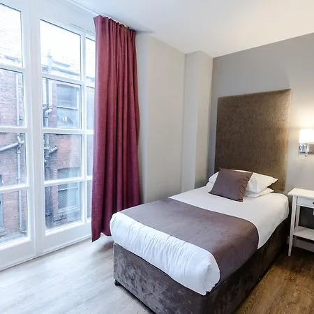 High Street Townhouse 4*