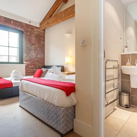 Manchester City Apartment M1