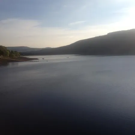Oyo Ladybower מלון