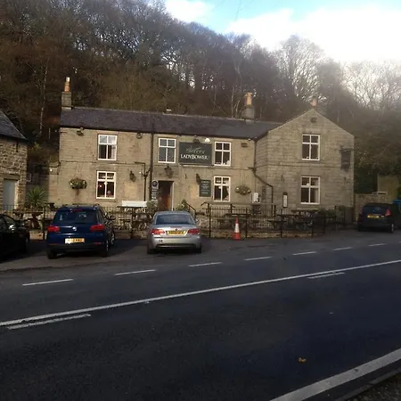 Hotel Oyo Ladybower 3*