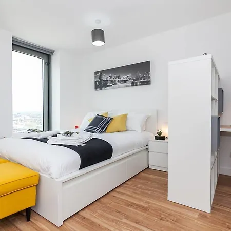 Stunning Studio In Salford Quays *
