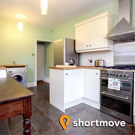 Shortmove | Whalley Range House *
