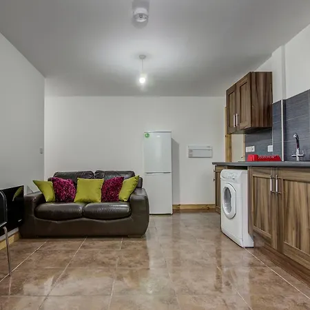 Apartment 2 Bedroom, Apt 10, Luxury Throstles Nest Manchester