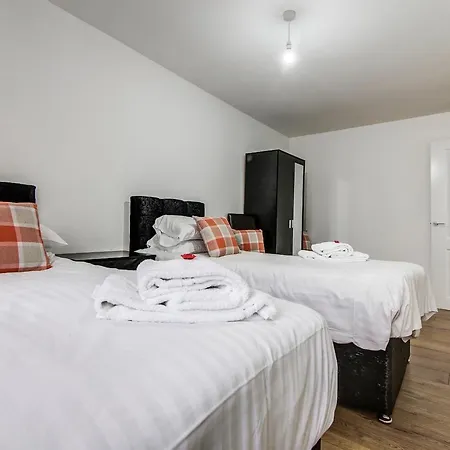 2 Bedroom, Apt 10, Luxury Throstles Nest Manchester