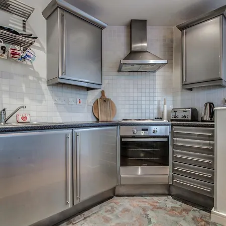 דירה Bright, Spacious 2br Ancoats Apt For 4 W/balcony *