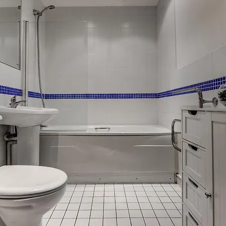 Bright, Spacious 2br Ancoats Apt For 4 W/balcony דירה *