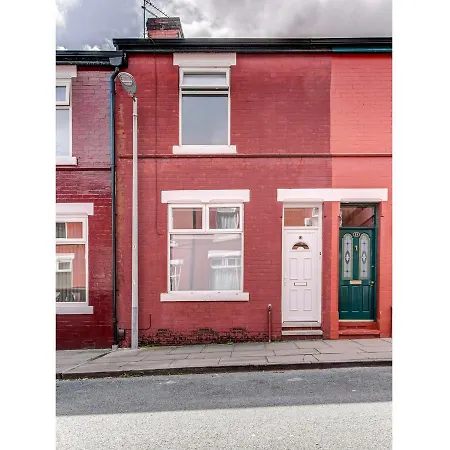 Cozy Two Bedroom House Near Mediacity Uk Apartmán *