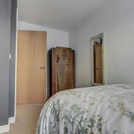 Lägenhet Bright, Spacious 2br Ancoats Apt For 4 W/balcony *