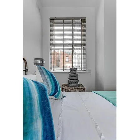 דירה Fantastically Modern, Clean 1 Bedroom Flat For 4 *