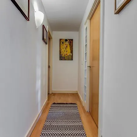 דירה Bright, Spacious 2br Ancoats Apt For 4 W/balcony מנצ'סטר