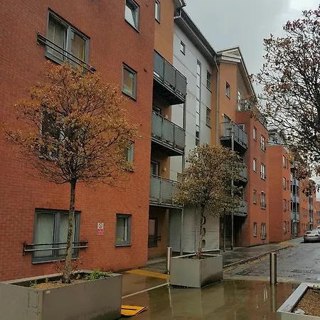 Bright, Spacious 2br Ancoats Apt For 4 W/balcony דירה *