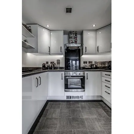 Apartmán Clean, Bright 2br Flat For 4 *