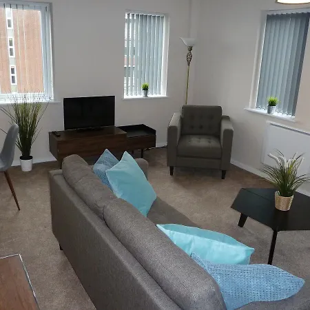 Approved Serviced Park Rise Διαμέρισμα *