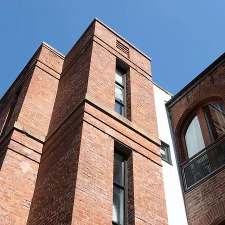 Stylish 2 Bed Duplex Flat In Castlefield Apartment Manchester