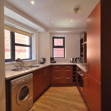 アパートホテル Atana