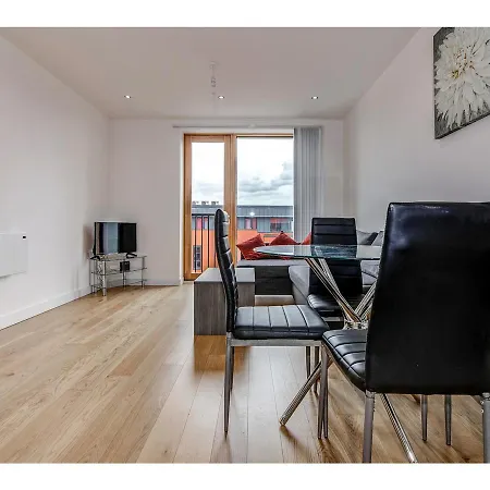 409 Chapel Street - Stylish, Clean 1 Bedroom Flat For 4 מנצ'סטר