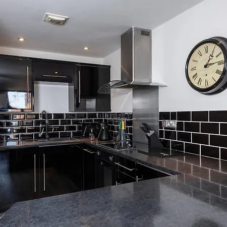 Amazing 2 Bed Flat In The Heart Of Piccadilly