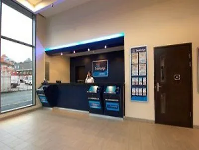 Travelodge Arena Hotel 3*