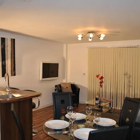 Dreamhouse West Apartment