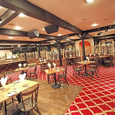 Britannia & Манчестер