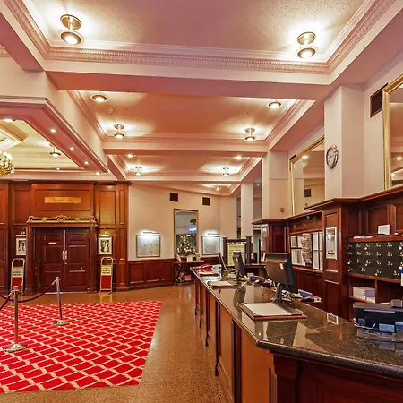 Отель Britannia &