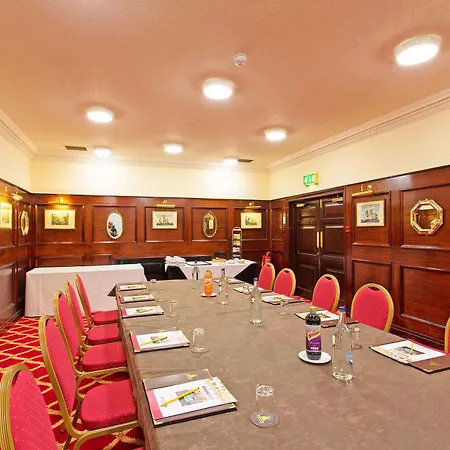 Отель Britannia &