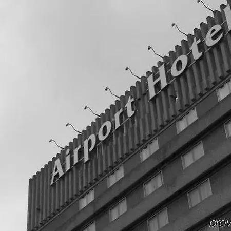 מלון Airport 3*
