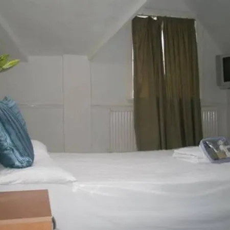 Guest house The Merchants 2*