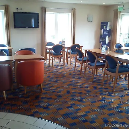Express East By Ihg 3* Manchester