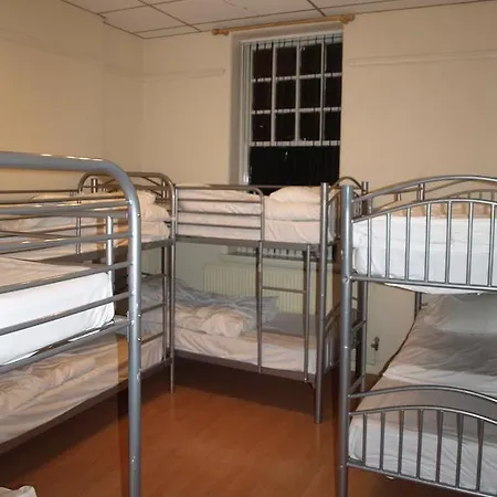Ashton House Hostel