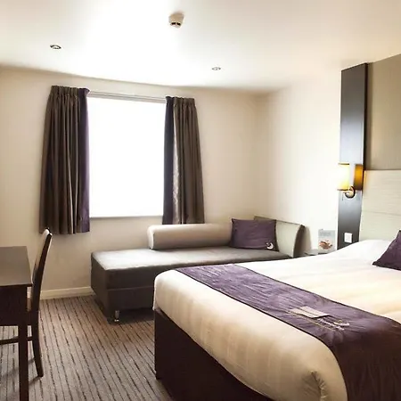 Premier Manchester Trafford Centre North 3*