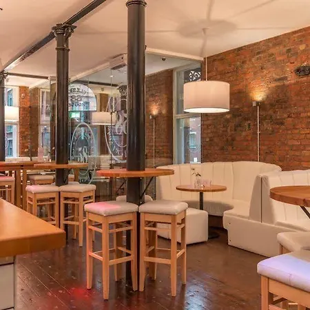 Eleska's Aparthotel Manchester